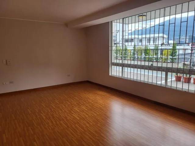 Oportunidad Departamento con Terraza en Venta, Bellavista — imagen 3