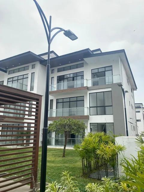Hermoso Departamento en Venta, Vista Al Rio, Riverside, Sector La Moderna, Uess, Guayas — imagen 5