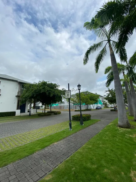 Oportunidad Terreno Doble Frente – Aires de Batán, Samborondón, Guayas — imagen 2