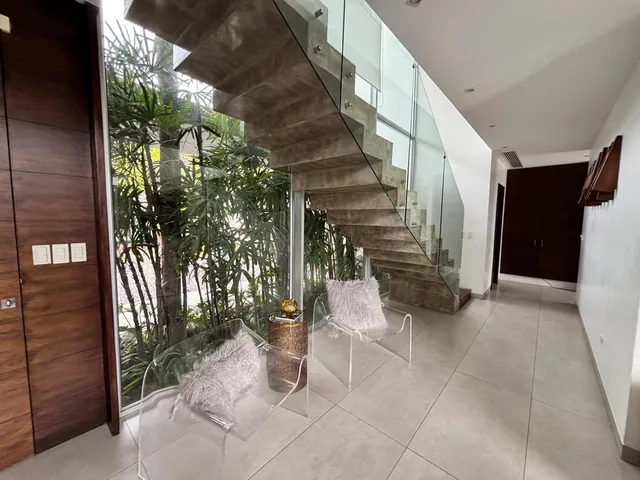 Espectacular Casa Al Lago en Lujosa Urbanización en Mocolí, Guayas — imagen 5