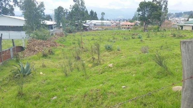 Terreno en Venta 5.724 m² Sector Industrial o Residencial de Ricaurte Cuenca, Azuay — imagen 4