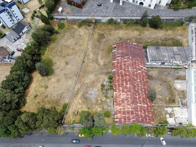 Terreno de 3.099 m² Lote 2 y 3, Ideal Para Proyecto Inmobiliario. Provincia de Pichincha — imagen 3