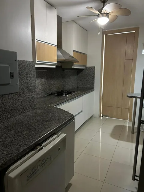 Vendo. Vía Samborondon. Precioso Departamento. Balcón. Planta Baja, Guayas — imagen 5