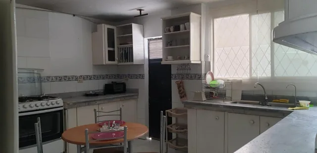 Venta de Casa Bifamiliar en La Cumbre Guayaquil Seguridad 24/7, Guayas — imagen 2