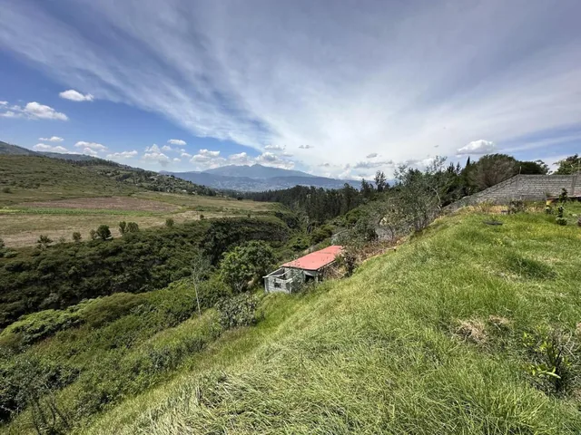 Terreno en Venta Tumbaco Av Universitaria 8 Minutos de La La Ruta Viva — imagen 5
