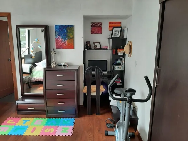 Venta de Casa en Conjunto, No Es Adosada, Cuenta con Áreas Verdes — imagen 2