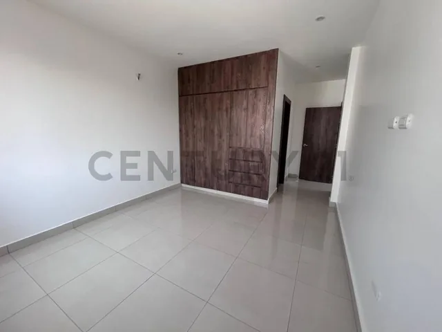 Moderna Casa de 4 Dorm. de Venta en Isla Celeste, Guayas — imagen 2