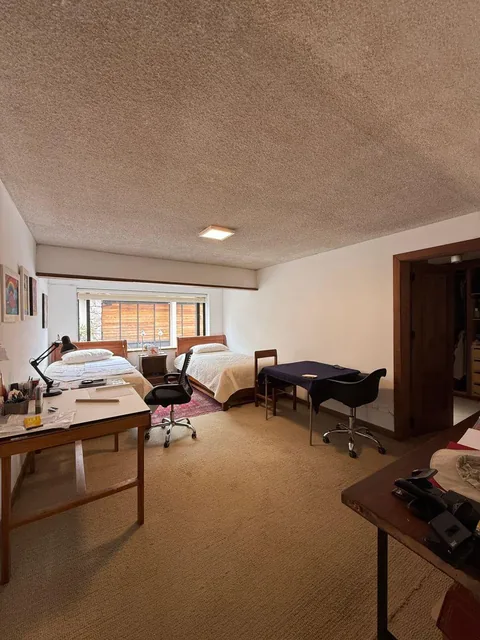 Propiedad en Venta - Quito Tenis - 870 m² — imagen 2