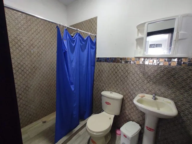 Casa Esquinera de Venta Sector Costa Azul Manta Ar, Manabí — imagen 2
