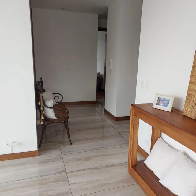 Vendo, Departamento de 3 Dorm., 141 m², Cumbayá — imagen 2