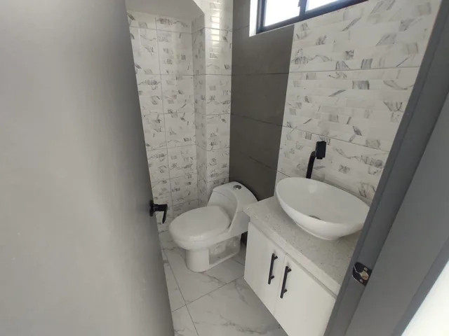 Casa de Venta en Portoviejo Paso Lateral Zona Norte, Manabí — imagen 4