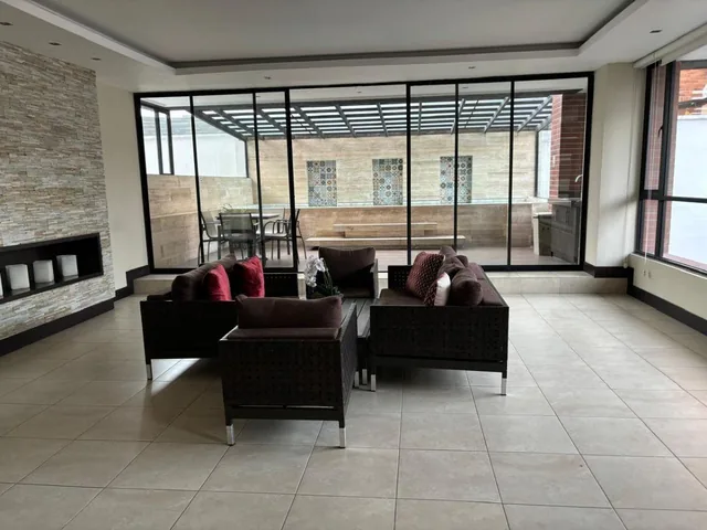 Departamento 2 Habitaciones en Venta Quito Tenis, Cerca El Bosque — imagen 2