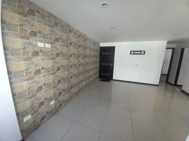 Suite Urbanización El Condado Sector Norte Centro Comercial El Condado — imagen 2