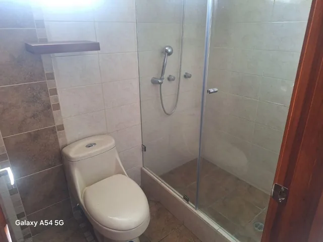 Casa de 180 m² con 3 Dorm. en Venta en El Pinar — imagen 2