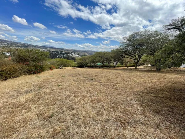 Estupendo Terreno en Venta en Cumbayá — imagen 4