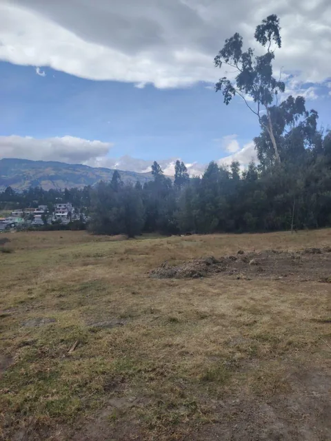 Terreno de 200 m² en Venta en Sangolqui, Sector El Colibrí — imagen 3