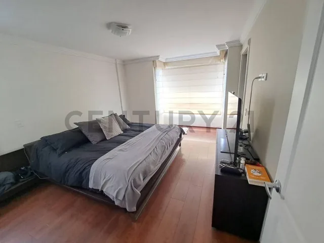 Venta Penthouse Duplex, 4 Dorm., Dentro de Conjunto en El Quito Tennis. Provincia de Pichincha — imagen 3