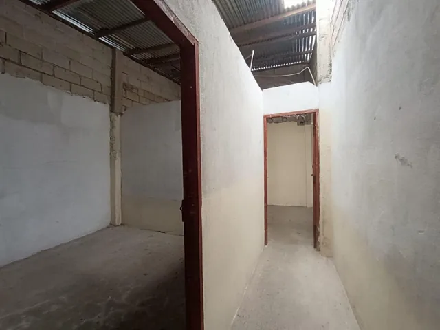 Terreno de 195 m² con 2 Habitaciones en Venta, Diagonal a Parque California, Guayas — imagen 2