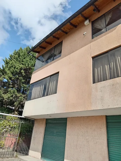 Vendo Casa con Terreno en Conocoto Urb. Monserrath — imagen 3