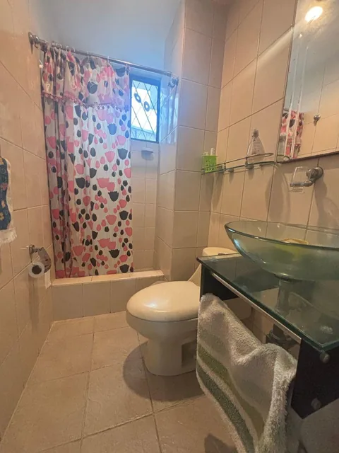 Venta de Departamento Loft de 2 Pisos + Suite + Terraza Panorámica y Garaje en Lomas de Urdesa, Guayas — imagen 2
