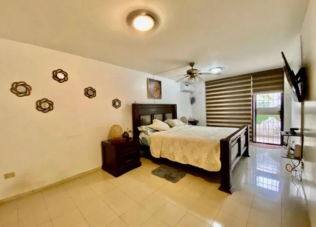 Vendo Departamento Amoblado Planta Baja Colinas de Los Ceibos Doble Patio 160 m² Condomin Cerrado, Guayas — imagen 4