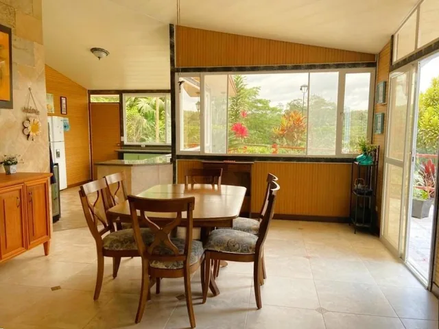 Venta Casa 2d en Urb. Arasha 120 m², Pedro Vicente Maldonado Gb. Provincia de Pichincha — imagen 2