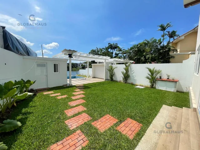 Venta de Casa en Samborondón, Urb. La Laguna, 3 Habitaciones, Piscina. S. C. Guayas — imagen 3