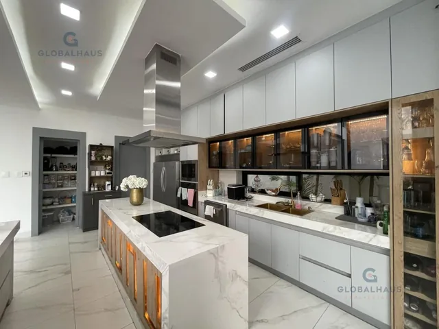 Venta de Casa en Isla Mocoli - Area Bbq Piscina con Cascada y Jacuzzi. My. Z. Guayas — imagen 3