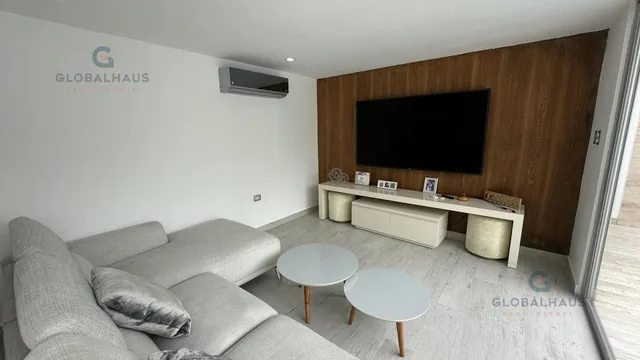 Venta de Casa en Km 4.5 Via a Samborondon, Remodelada Al 100%. V. B, Guayas — imagen 2