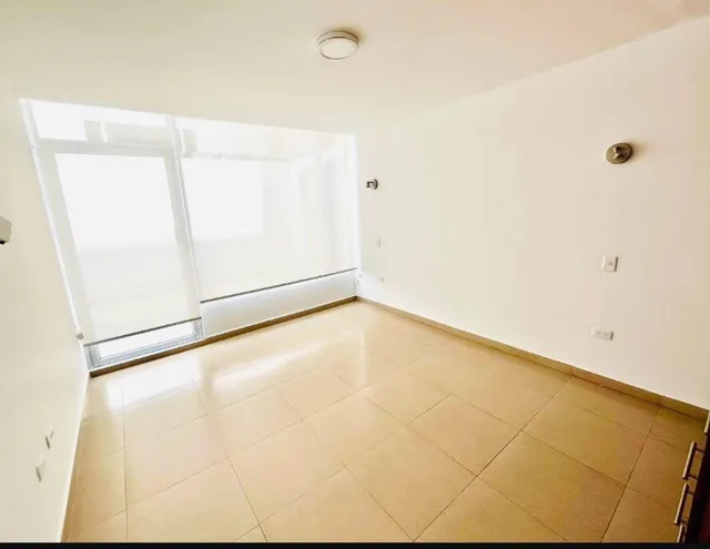 Departamento de Venta de 2 Dorm. con Terraza, Urb. La Florencia, Sector Colegio Alemán, Cumbay — imagen 2