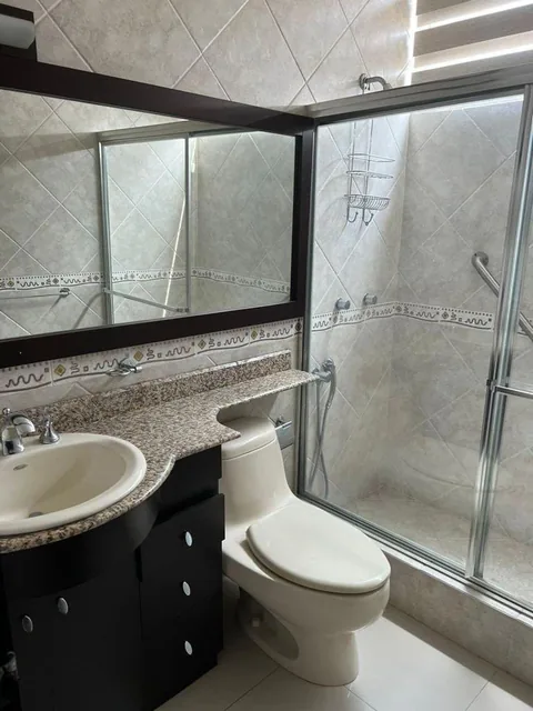 Se Vende Departamento en San Lorenzo, Salinas — imagen 3