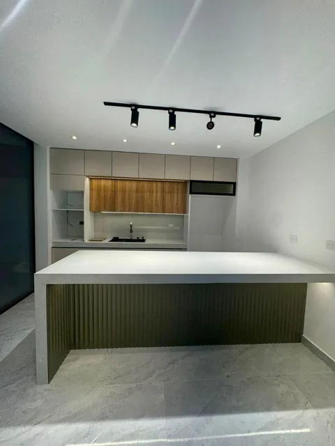 Exclusiva Residencia de Lujo en Urbanización La Joya – Etapa Aguamarina, Guayas — imagen 2