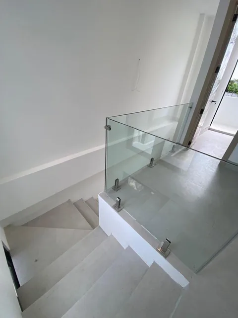 Casa Moderna en Venta en Aires Norte - de Estreno, Guayas — imagen 4
