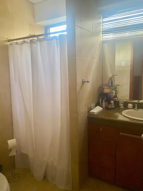 Vendo Departamento en Urdesa Central, Guayas — imagen 3