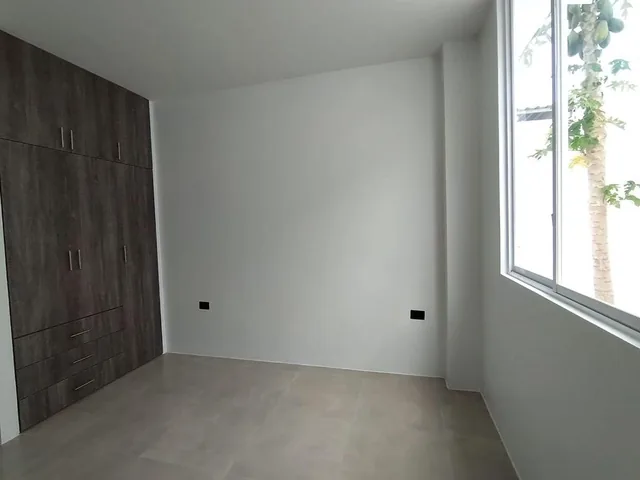 Casa Urbanizada de Venta en Portoviejo, Manabí — imagen 2
