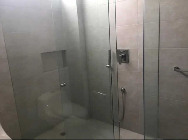 Vendo Hermosa Casa a Estrenar Independiente Dormitorio Master en Planta Baja, Doble Seguridad — imagen 4