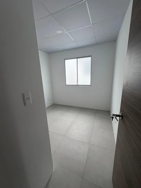 Se Vende de Estreno Casa en Urb Belén de Norte, 3 Habitaciones, Guayas — imagen 3