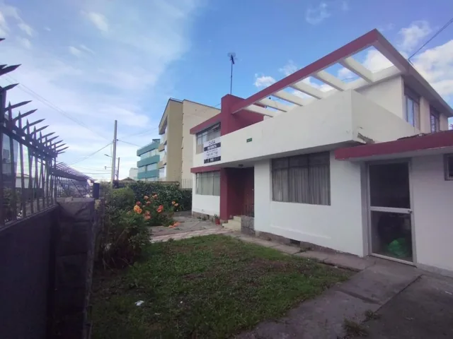 Casa y Terreno Ideal Para Proyecto Inmobiliario — imagen 3