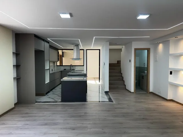 Duplex Remodelado en Venta — imagen 2