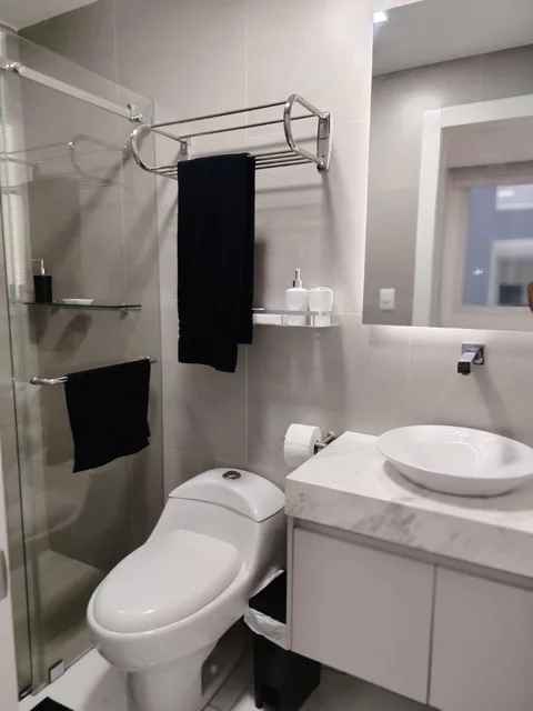 Departamento Full Amoblado Torres de La Costa con Parqueo, Guayas — imagen 4