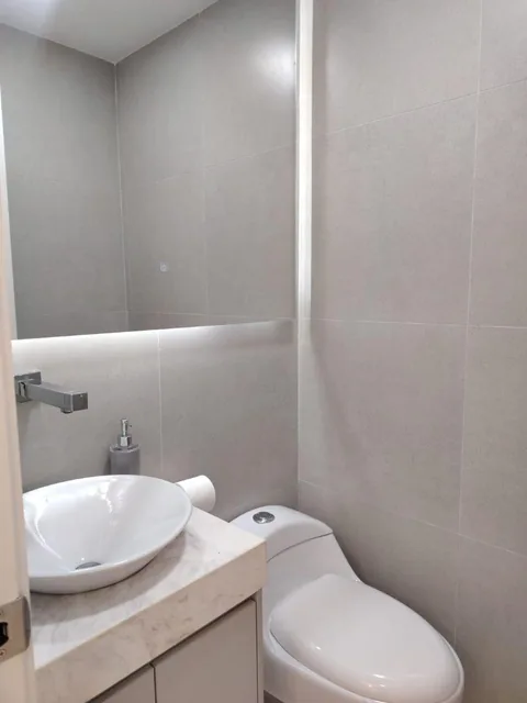 Departamento Full Amoblado Torres de La Costa con Parqueo, Guayas — imagen 3