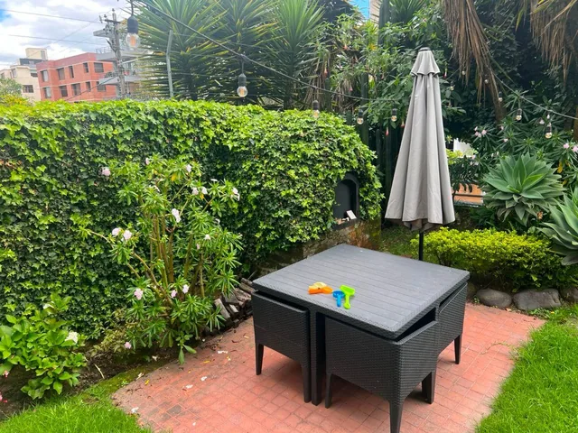Vendo Lindo Departamento Calle Gonnesiat, Sector González Suárez, Jardín. 276 m Más 96 m Jardin — imagen 5