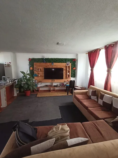 Casa Rentera en Venta | Oportunidad de Inversión en Colinas del Valle | Calderón — imagen 3