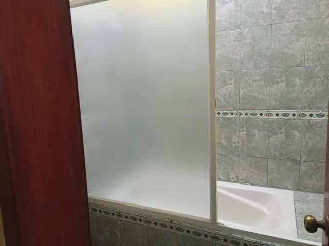 Casa en Venta, Ubicada en El Centro de Manta, Calle 7 Av 16, Manabí — imagen 5