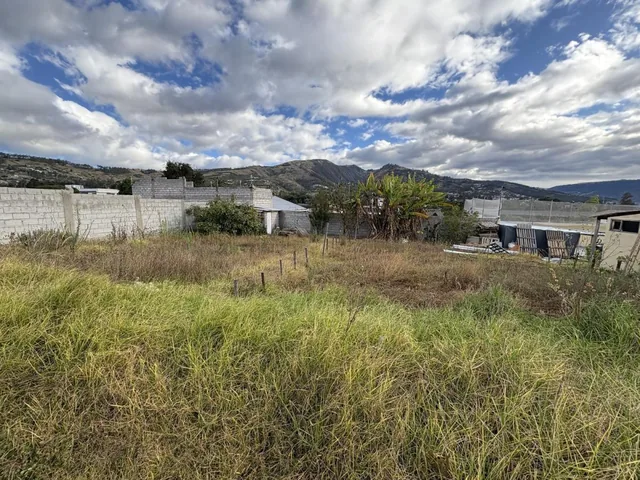 Terreno de Venta Independiente Mora Tumbaco Cerca a La Ruta Viva — imagen 3