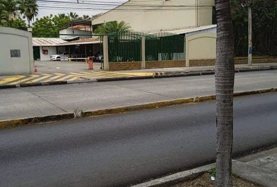 Se Vende Terreno de 240 m² en Centro de Guayaquil - C. Díaz, Guayas — imagen 4