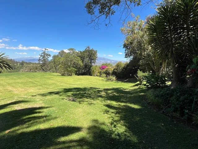 Checa Pakakuna Gardens Terreno de Venta 3.098 m² — imagen 2