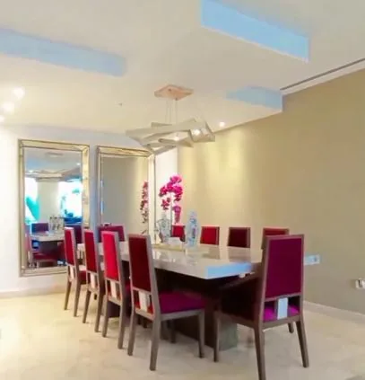 Venta. Blue Bay. Departamento Planta Baja. Vista Al Rio. 3 Habitaciones, Guayas — imagen 5
