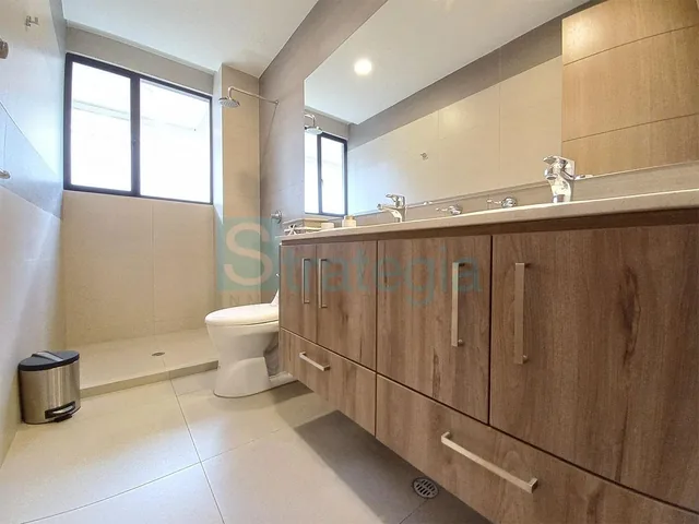Venta Departamento con Jardin 3 Dorm. Urbanizacion El Condado — imagen 5
