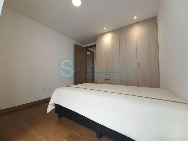 Venta Departamento con Jardin 3 Dorm. Urbanizacion El Condado — imagen 4